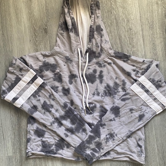 Tie Dye Cropped Hoodie - Picture 1 of 3